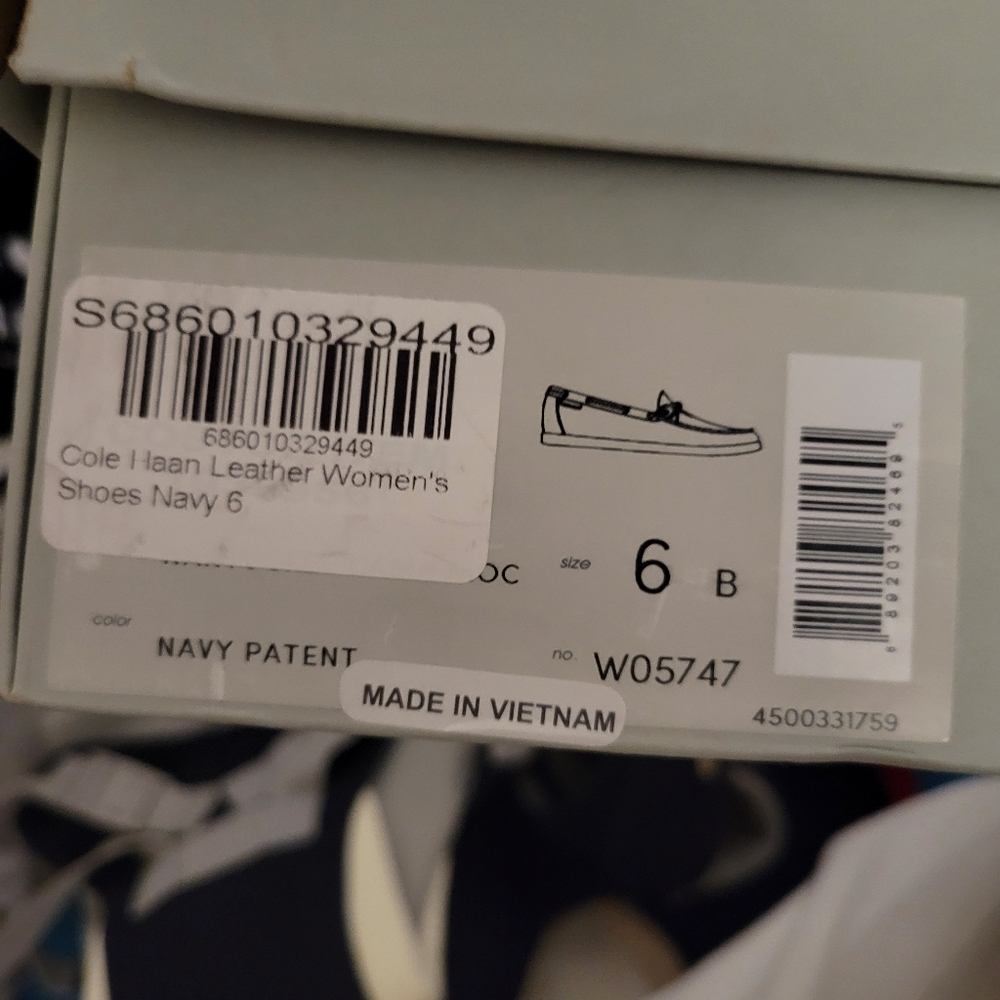 Cole Haan Women's Nantucket Camp Moccasin - Picture 3 of 6